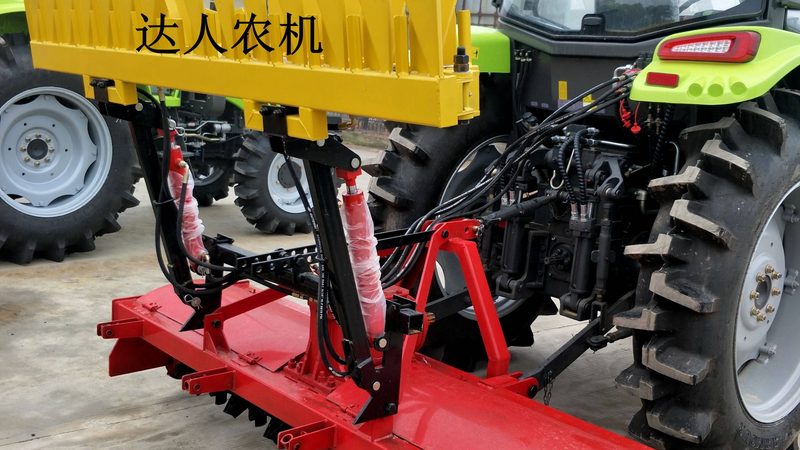 农用无人机打药机与传统喷雾器：效率与技术的革新对比**